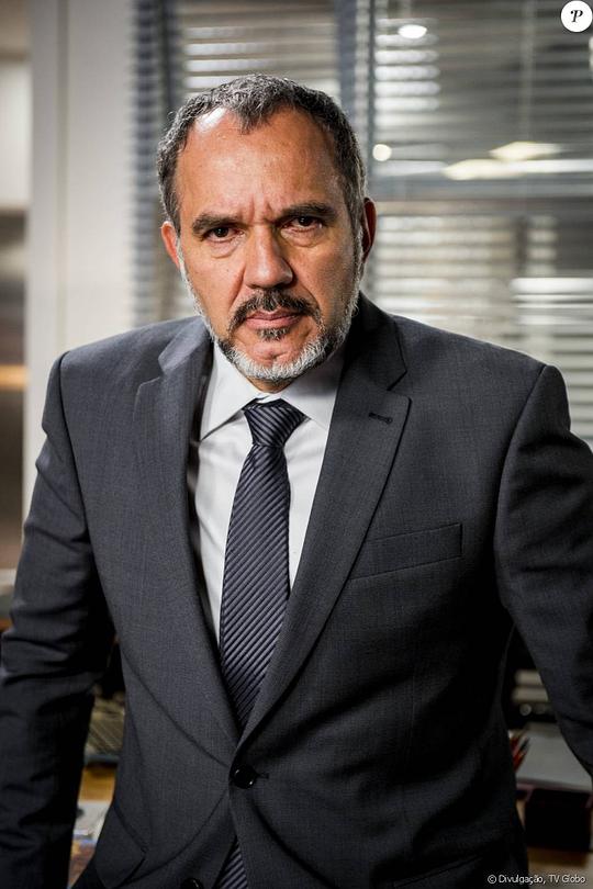 温贝托·马丁斯 Humberto Martins