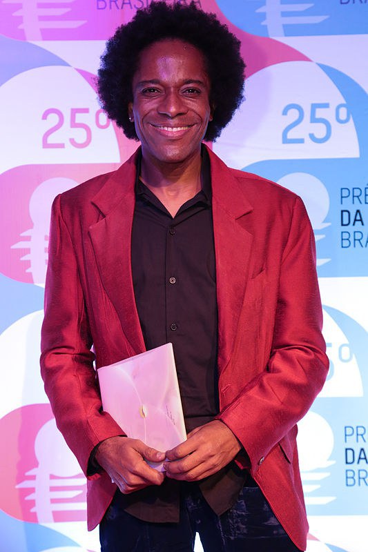 弗拉维奥·保乌拉奇 Flavio Bauraqui