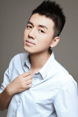 曲艺 Yi Qu