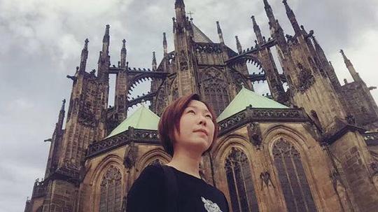 丁曼文 Manwen Ding