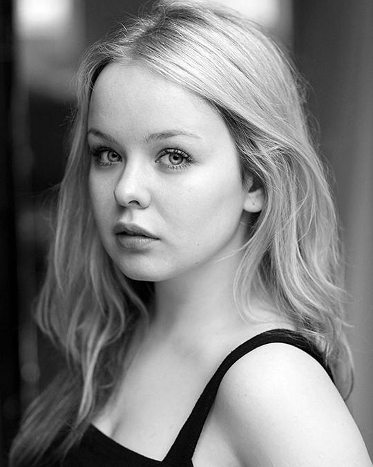 妮可拉·考夫兰 Nicola Coughlan