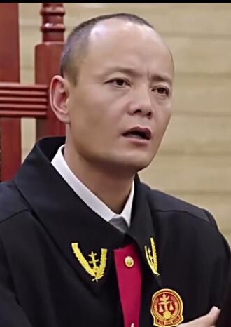 张晶晶 Jingjing Zhang