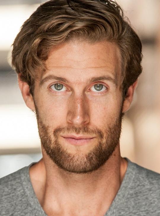 格里芬·胡德 Griffin Hood