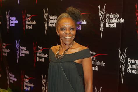 特卡·佩雷拉 Teca Pereira