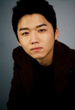 李贤 Lee Hyeon