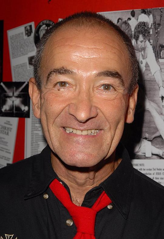 巴里·丹尼 Barry Dennen