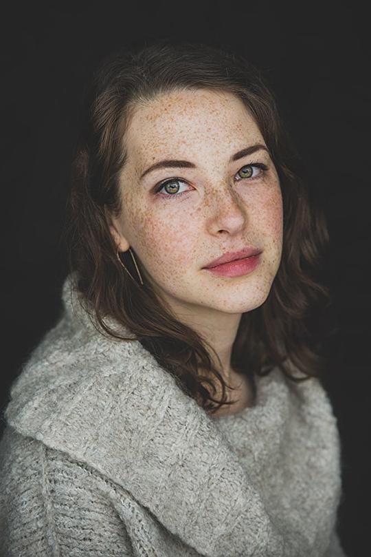 安妮斯·埃尔维 Annes Elwy