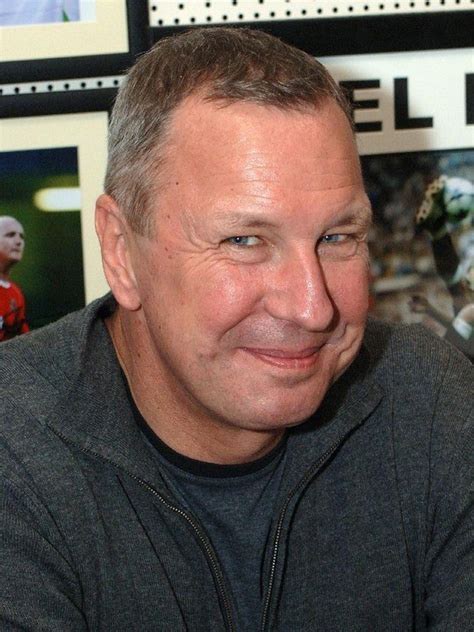 爱德·拜伊 Ed Bye