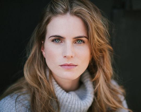 艾姆·怀斯曼 Emm Wiseman