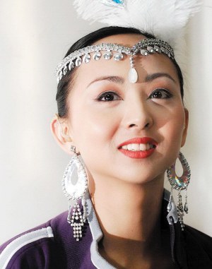 邰丽华 Lihua Tai
