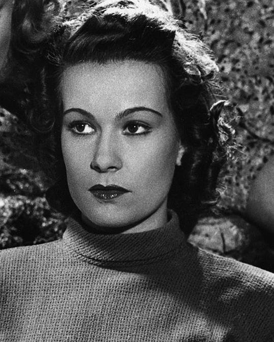 伊娃·玛丽亚·梅内克 Eva Maria Meineke