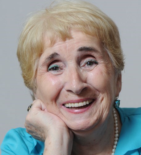 贝尔塔·卡帕瓦 Berta Khapava