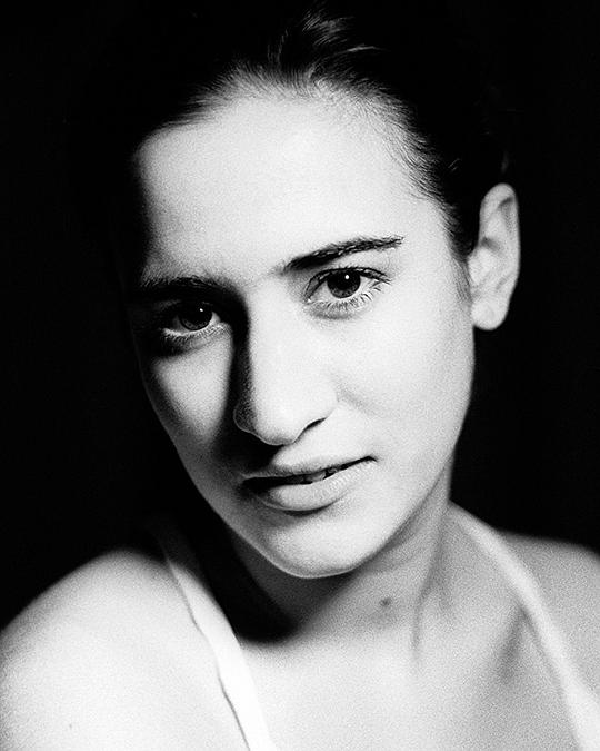 瑞贝卡·詹姆斯 Rebecca James