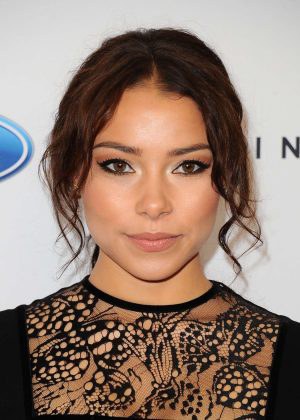 杰西卡·帕克·肯尼迪 Jessica Parker Kennedy