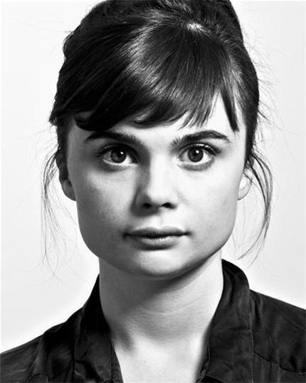 格温妮丝·凯沃斯 Gwyneth Keyworth