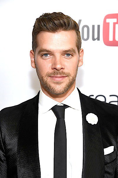 普雷斯顿·琼斯 Preston Jones