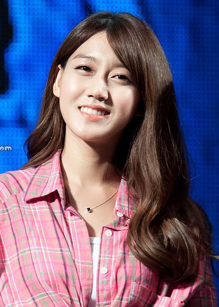 吴丞芽 Seung-ah Oh