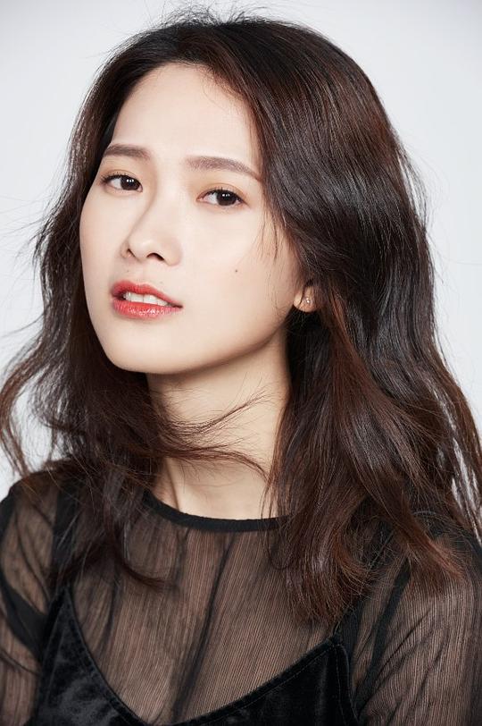 苏育惟 Yuwei Su