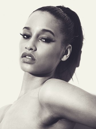 埃拉丽卡·加拉切 Elarica Gallacher