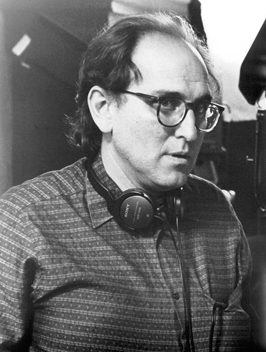 拉蒙·梅嫩德斯 Ramón Menéndez