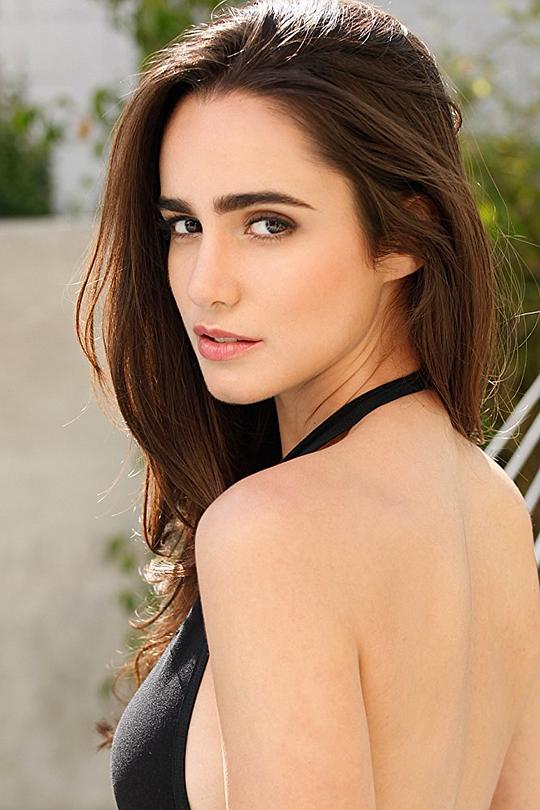 艾丽西亚·桑兹 Alicia Sanz