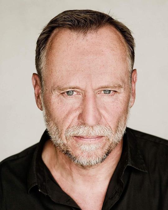 卡瑞尔·罗登 Karel Roden