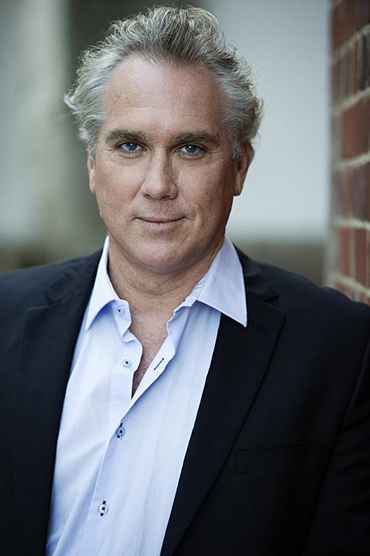 达米安·加维 Damien Garvey