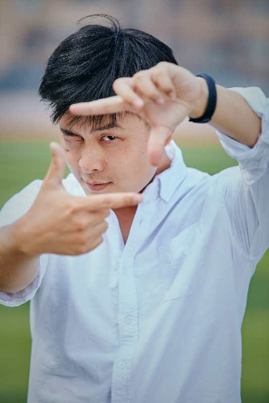 覃杰 Jie Qin