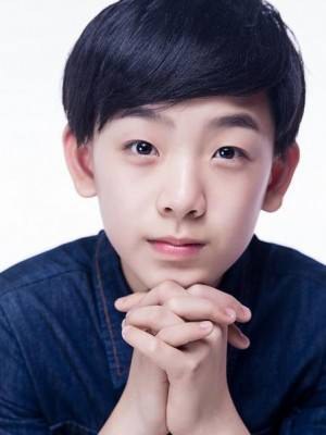 黄天崎 Tianqi Huang