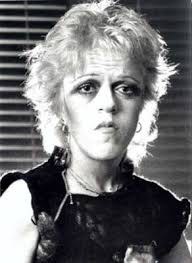 海伦·韦林顿-劳埃德 Helen Wellington-Lloyd