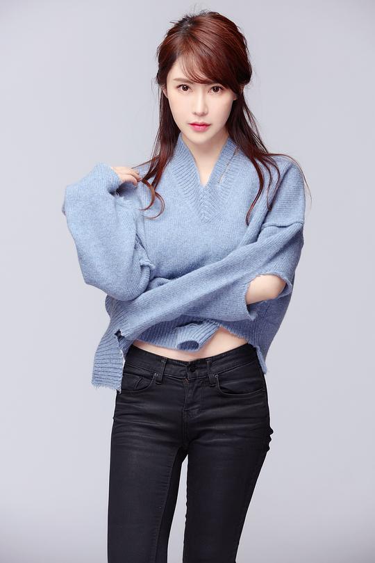 吴宥萱 Sena Ng