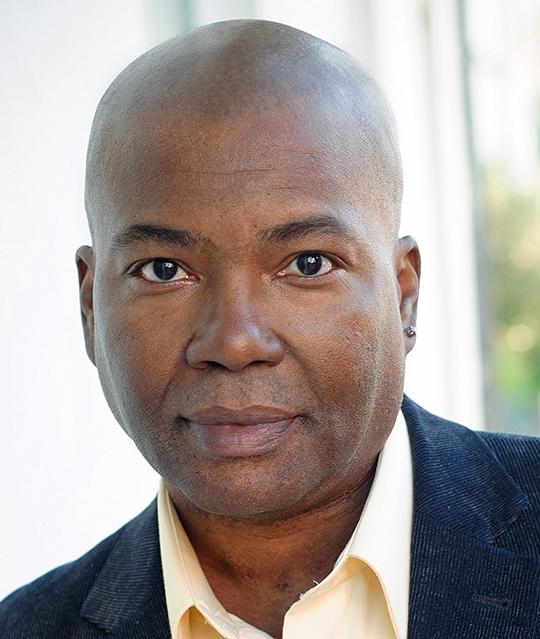 格拉伦·布莱恩特·班克斯 Gralen Bryant Banks