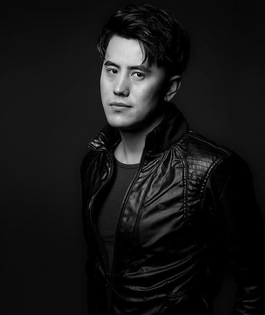 刘振安 Zhen'an Liu