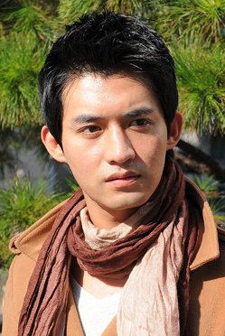 Woo-ram Yoo Woo-ram Yoo