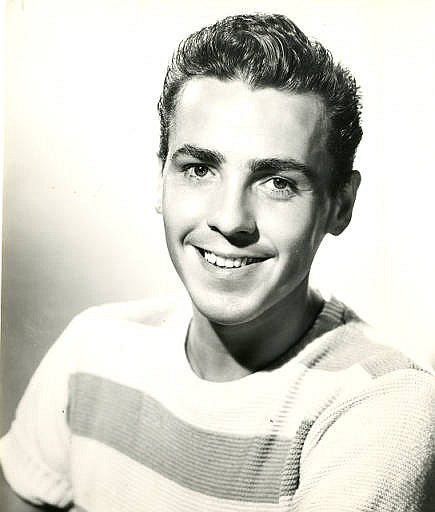 威廉·埃塞 William Eythe