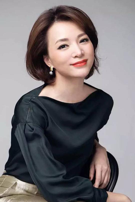 董卿 Qing Dong