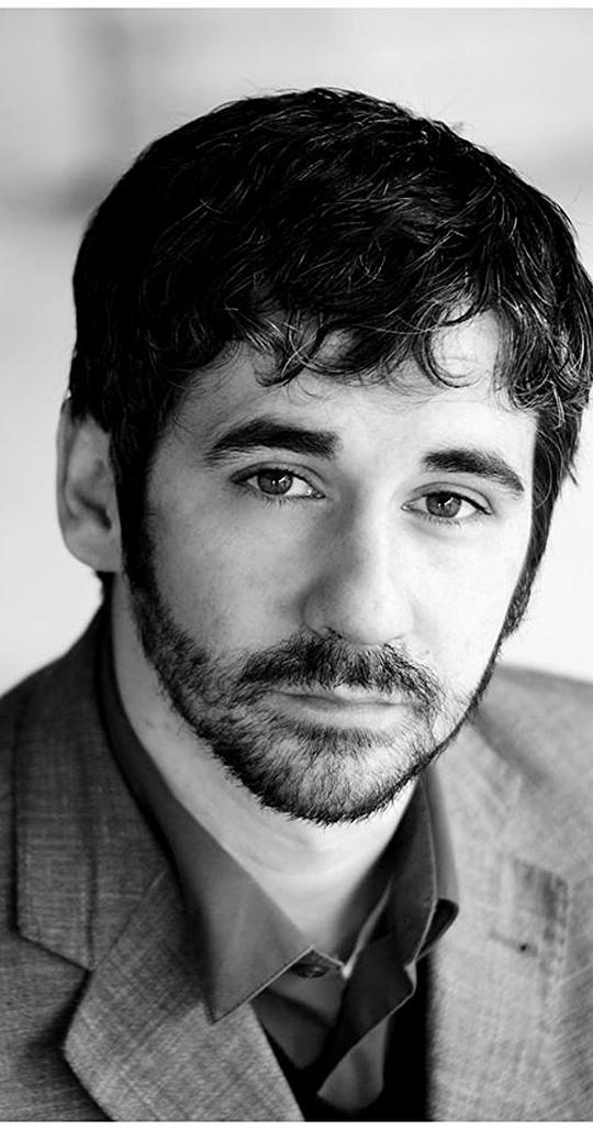 Iain Robertson Iain Robertson