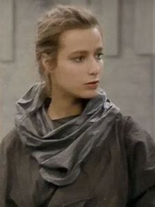 Tracy-Louise Ward Tracy-Louise Ward