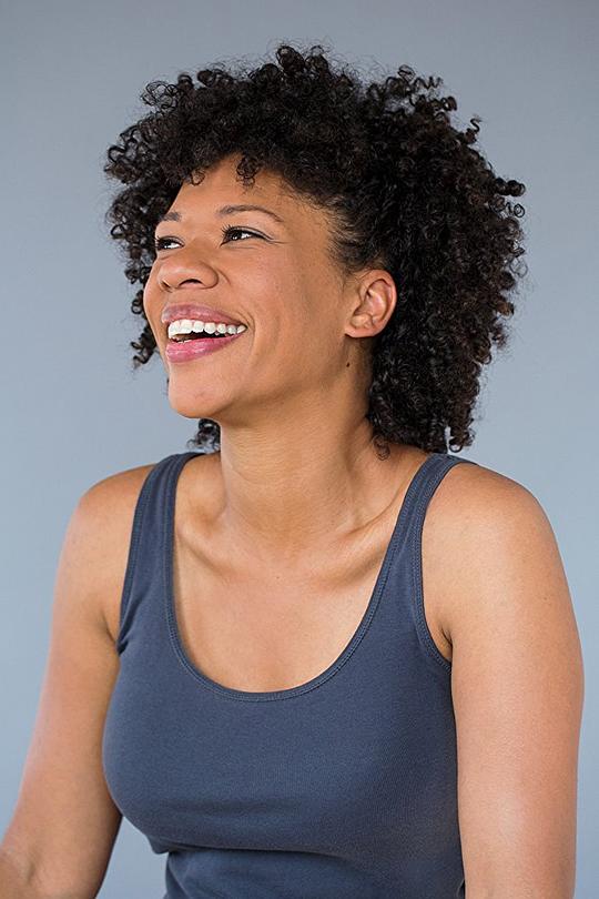 艾安娜·伯克希尔 Ayanna Berkshire