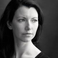 劳拉·弗里曼 Laura Freeman