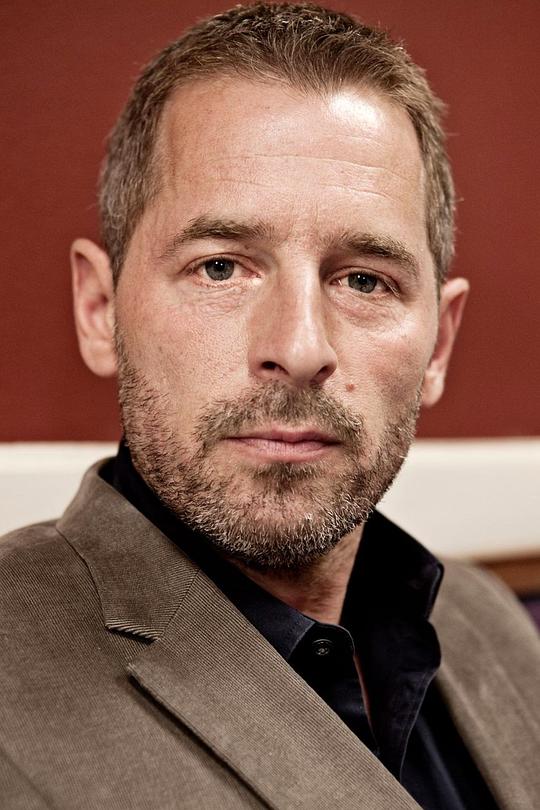 米凯尔·比克耶 Mikael Birkkjær