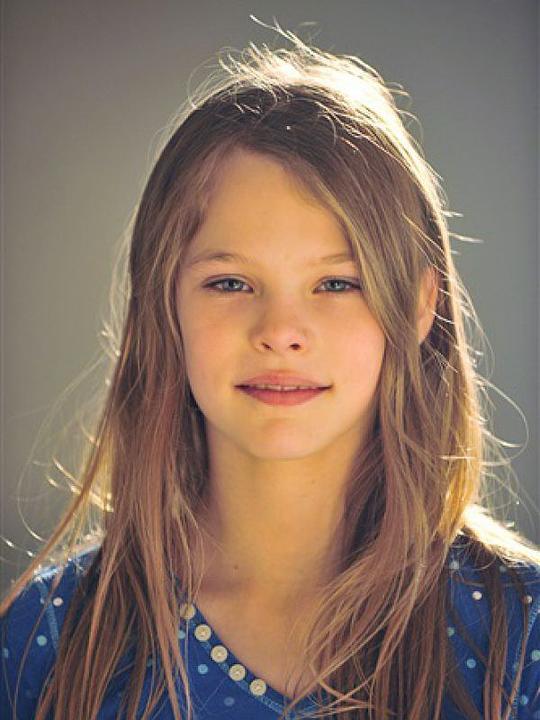 科琳·莱克勒 Coline Leclère