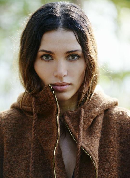 克里斯蒂娜·谢帕瓦勒瓦 Kristina Shapovalova