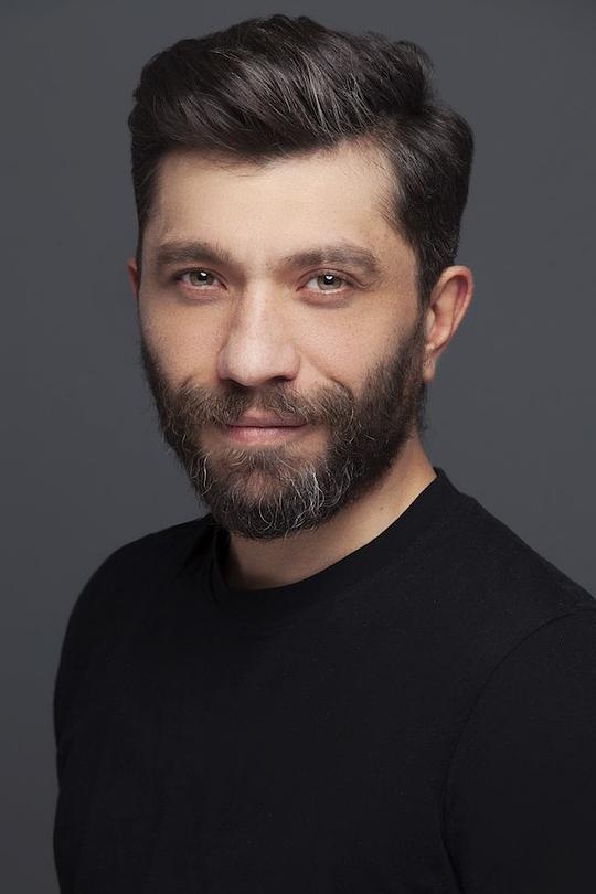 约茨古·伊第里穆 Özgür Yildirim