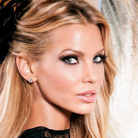 加布里埃尔·图特 Gabrielle Tuite