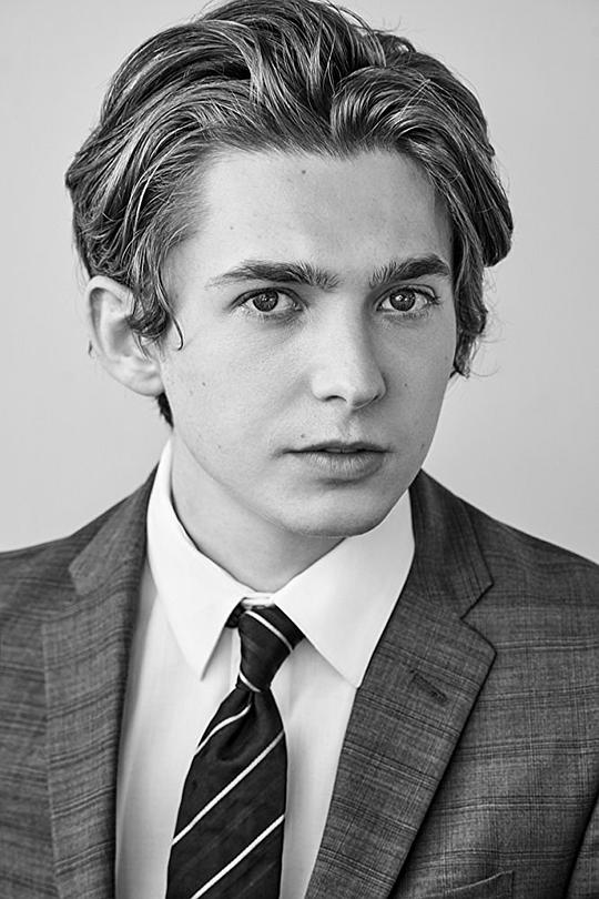 奥斯汀·艾布拉姆斯 Austin Abrams