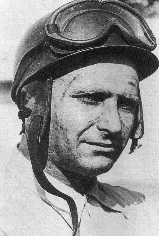 胡安·曼努埃尔·范吉奥 Juan Manuel Fangio