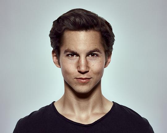 蒂姆·奥利弗·舒尔茨 Tim Oliver Schultz