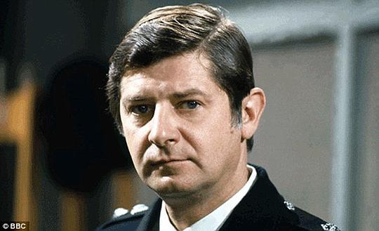 ‎詹姆斯·埃利斯‎ James Ellis