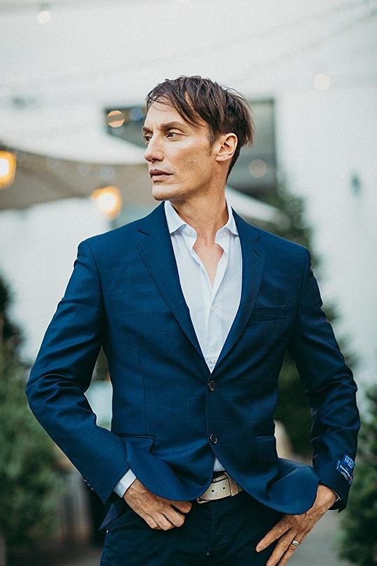 安德鲁·埃尔维斯·米勒 Andrew Elvis Miller